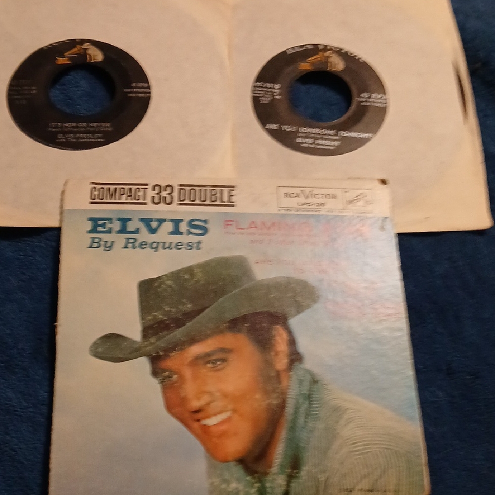 Elvis By Request Compact 33 Double. 45rpm.‎ RCA Victor